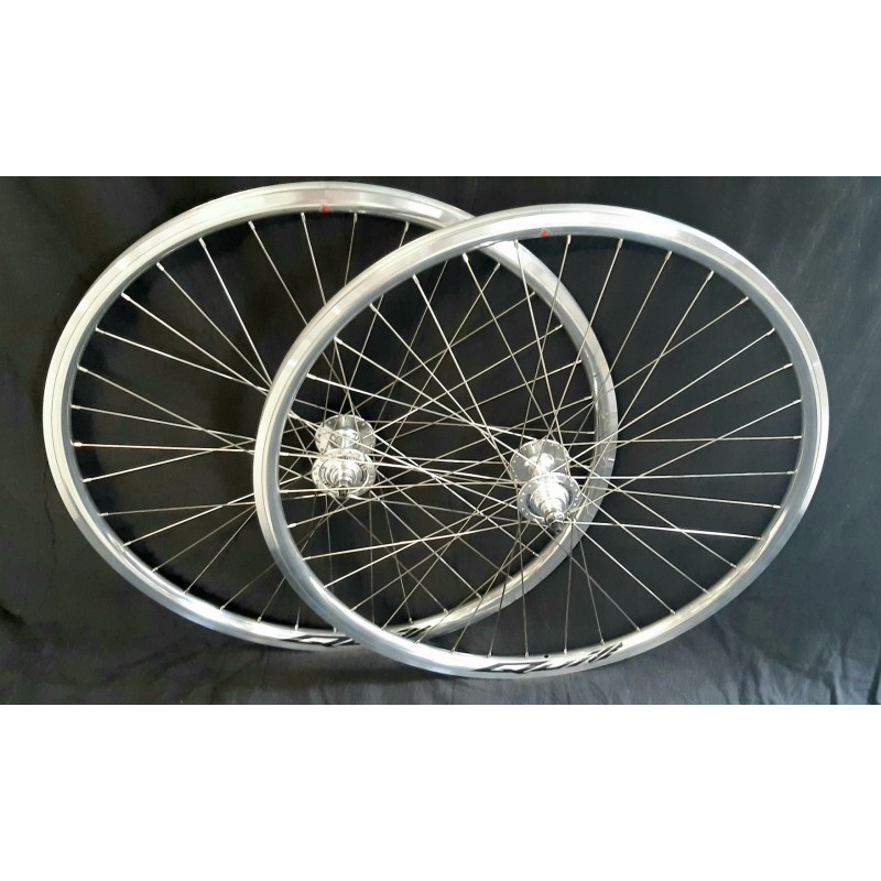 VELOCITY Quill 700C 32H 2本セット VELOCITY Quill 700C 32H 2本セット